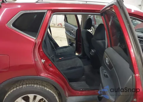 2015 Nissan Rogue Sv z USA, uszkodzony, nr VIN 5N1AT2MV8FC874709